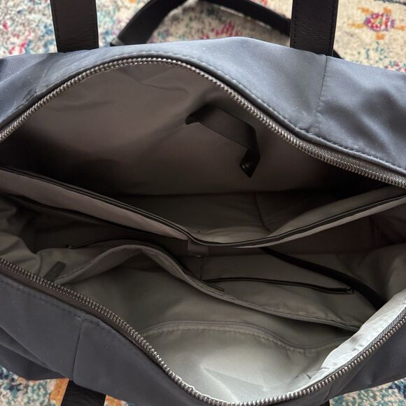 Away The Everywhere Bag Navy Blue Pockets Carry On Travel Nylon Duffle Bag - Picture 7 of 16